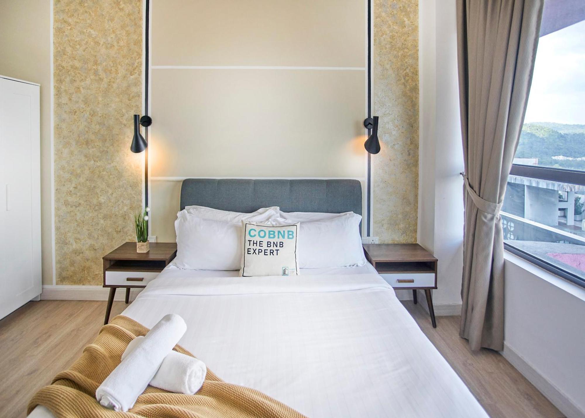 Arte Plus Klcc Designer Suites By Cobnb 吉隆坡 外观 照片